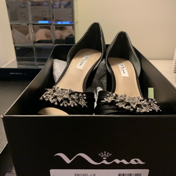 Nina black satin open toe dressy shoes size 9.5 - Picture 3 of 4